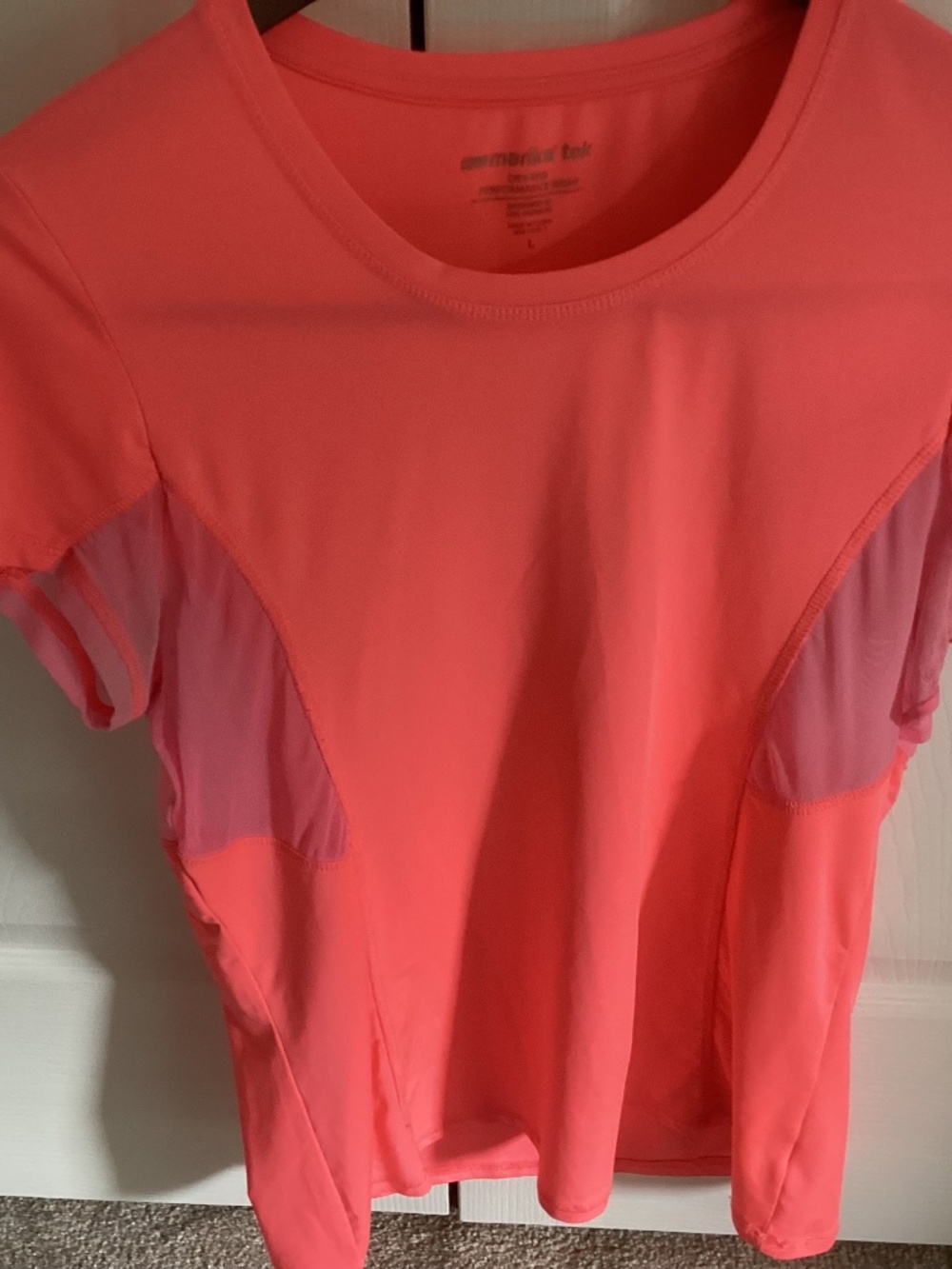 Ladies MARIKA TEK DRI-WIK CORAL/PINK SHORT SLEEVE MESH SIDES SIZE L